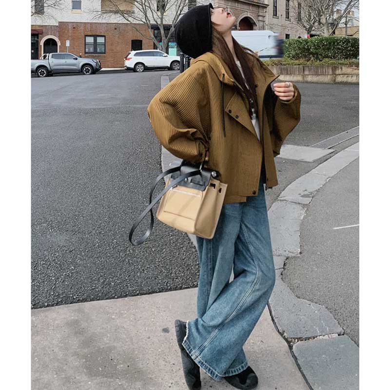 ドルマンスリーブジャケット