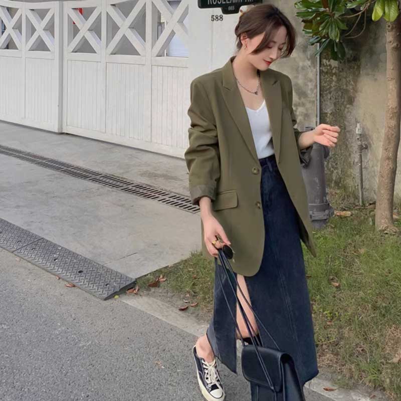 ミディ丈オリーブジャケット