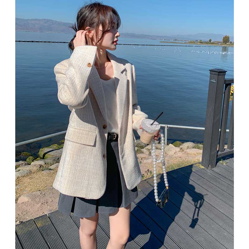 アイボリーツイードジャケット