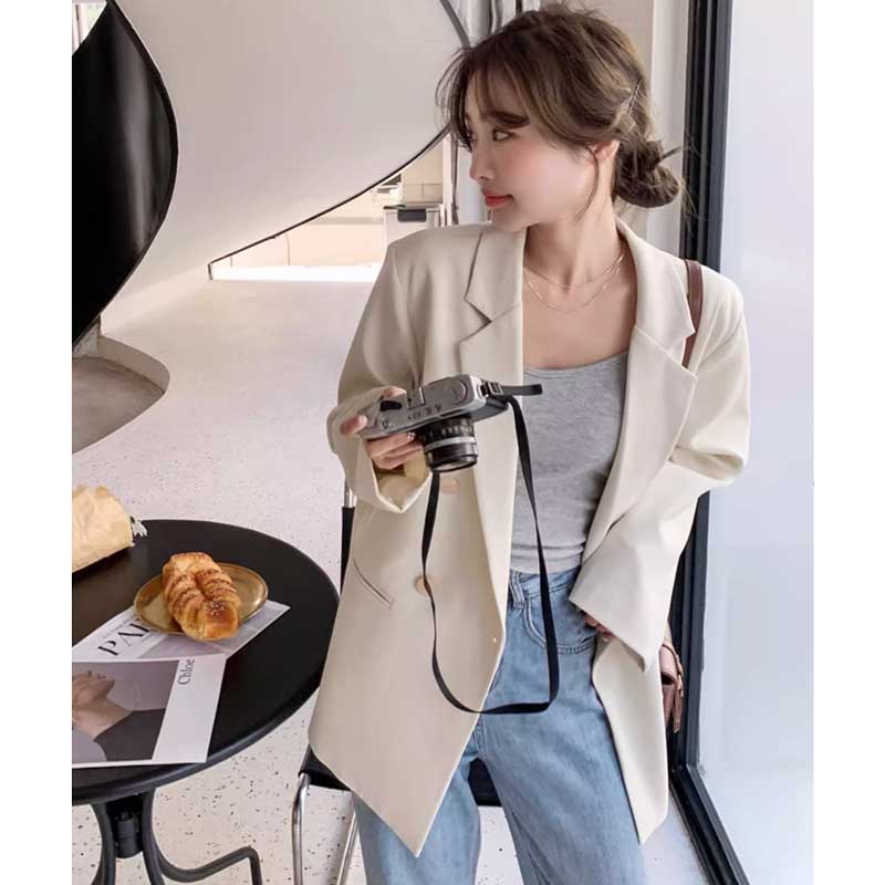 オーバーサイズホワイトテーラードジャケット