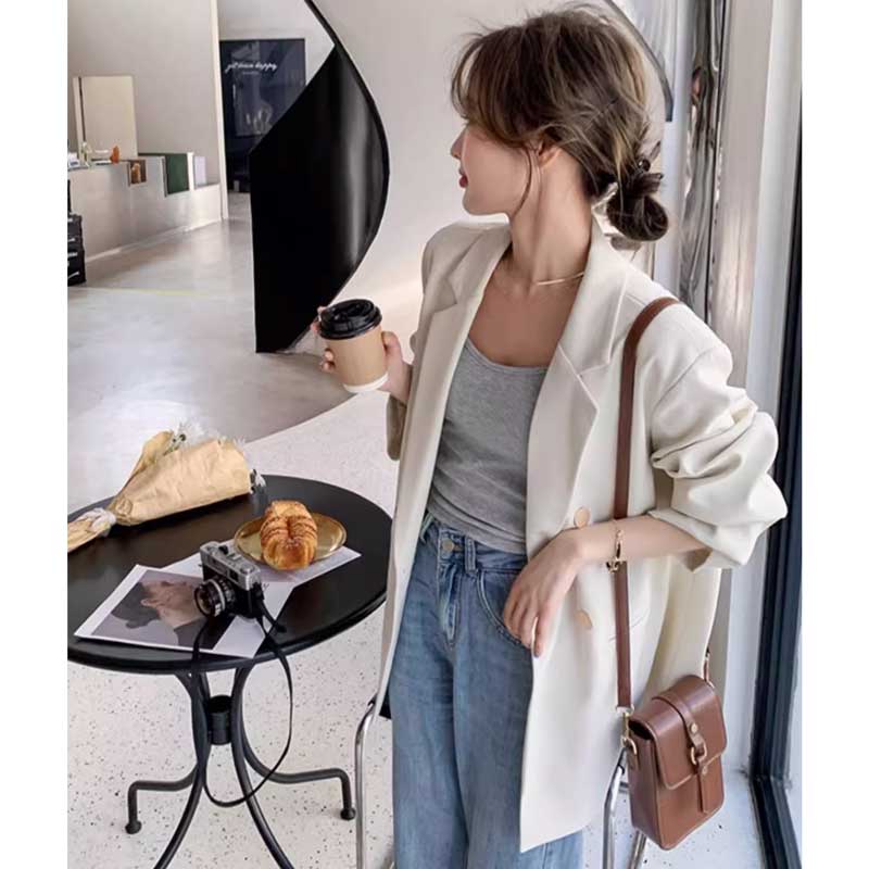 オーバーサイズホワイトテーラードジャケット