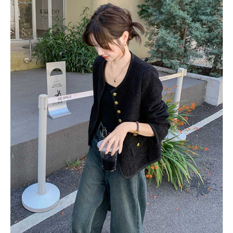 ノーカラーゴールドボタンジャケット