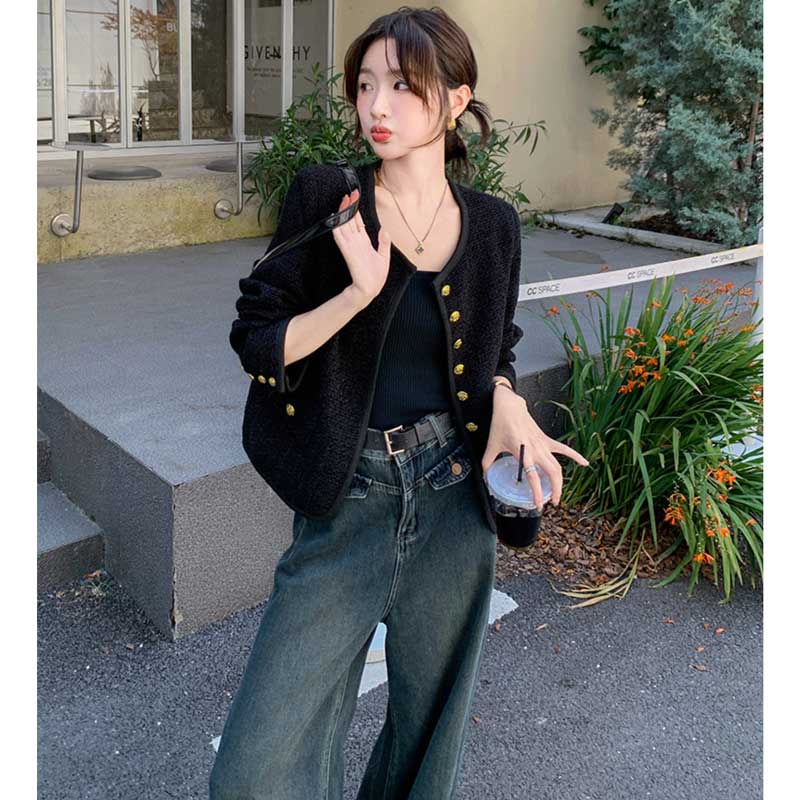 ノーカラーゴールドボタンジャケット