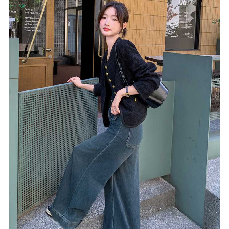 ノーカラーゴールドボタンジャケット