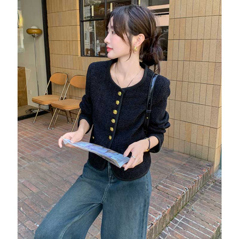 ノーカラーゴールドボタンジャケット