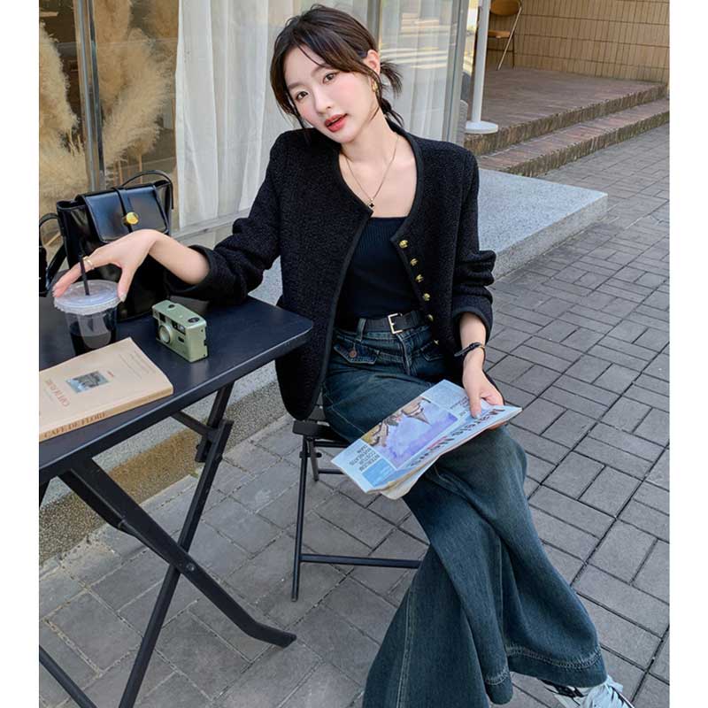 ノーカラーゴールドボタンジャケット