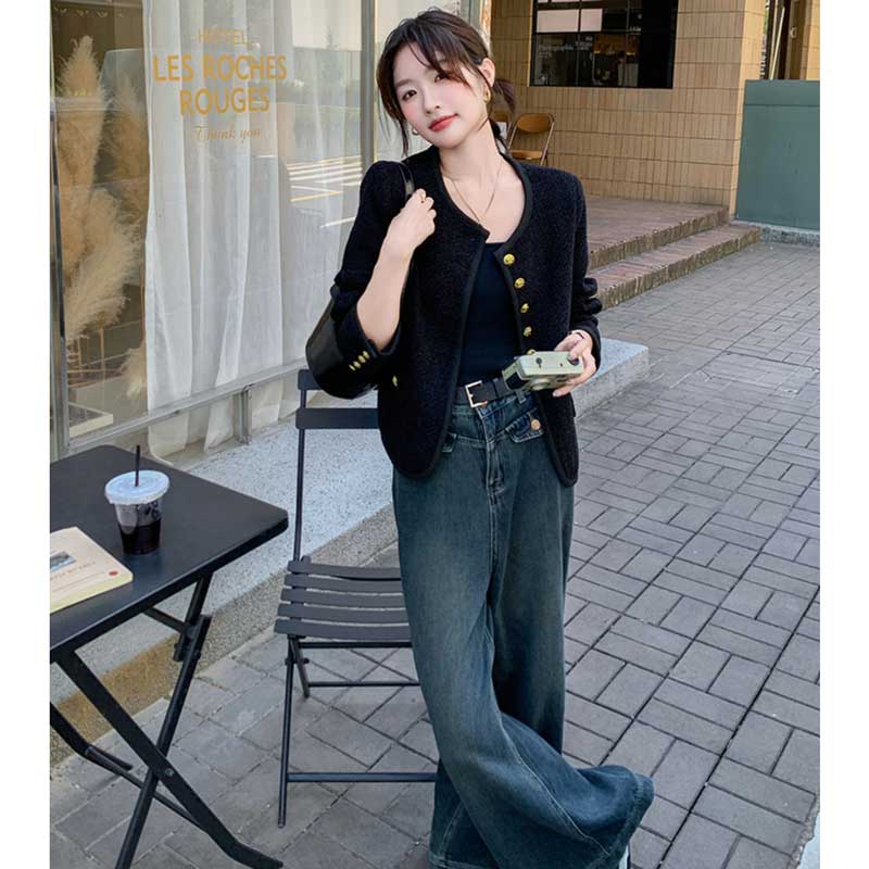 ノーカラーゴールドボタンジャケット