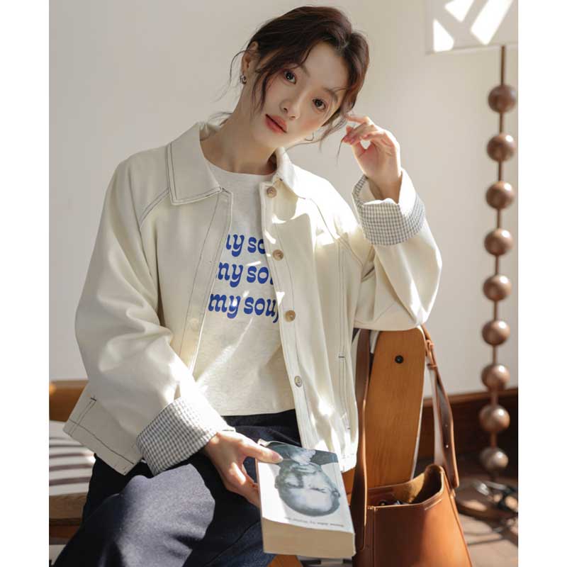 ステッチ入りホワイトジャケット