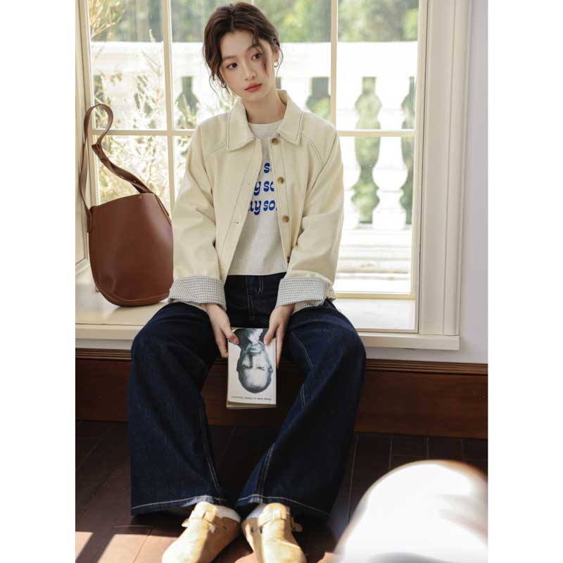 ステッチ入りホワイトジャケット