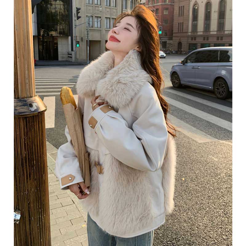 ファー切り替えショートコート