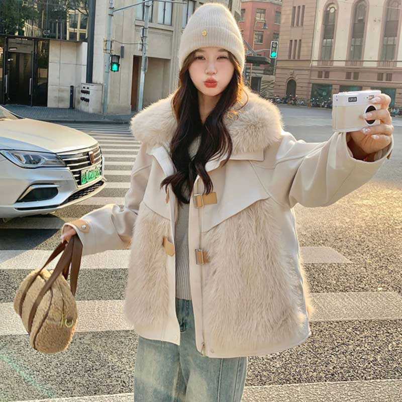 ファー切り替えショートコート