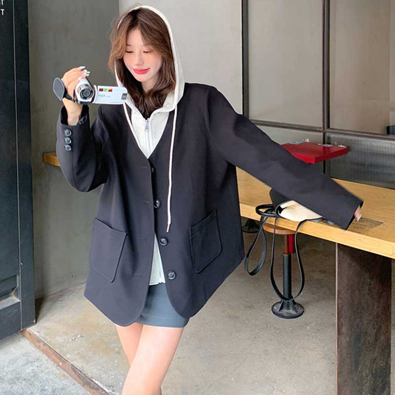 フード付きVネックジャケット