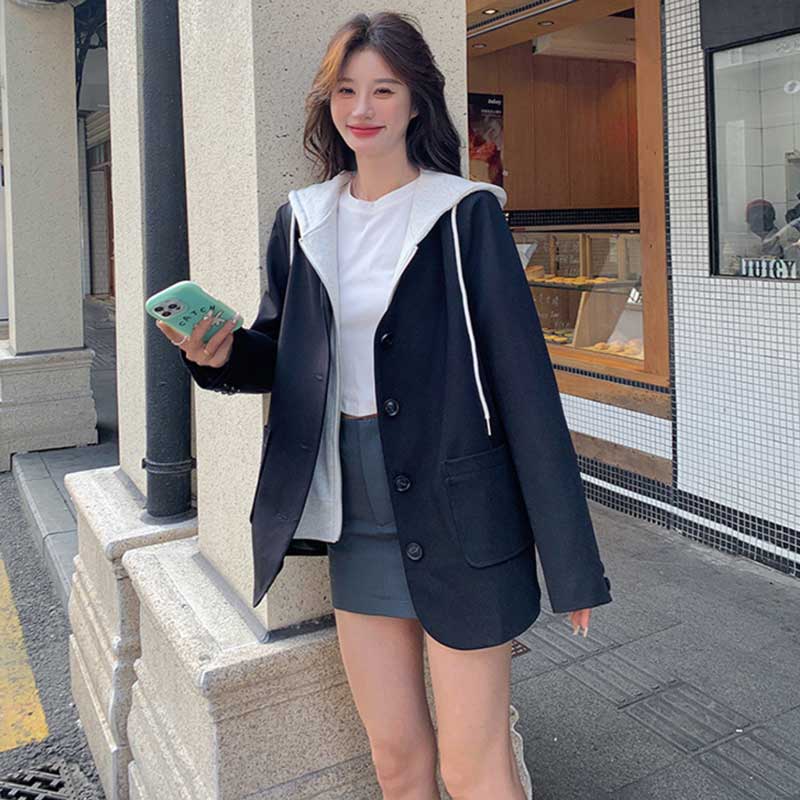 フード付きVネックジャケット