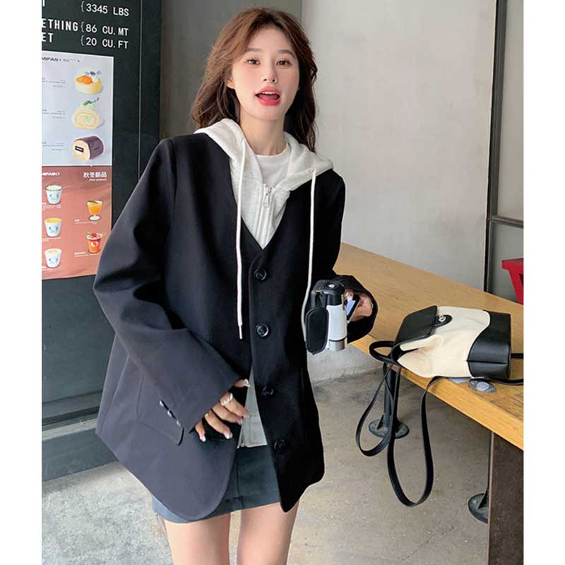 フード付きVネックジャケット