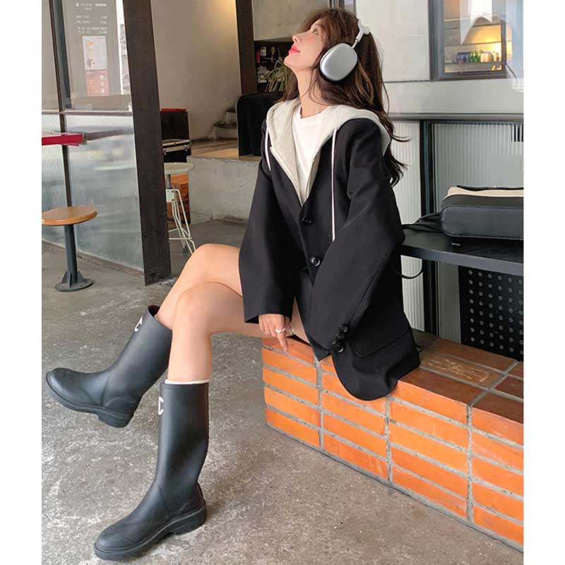 フード付きVネックジャケット