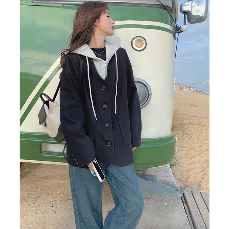 フード付きVネックジャケット