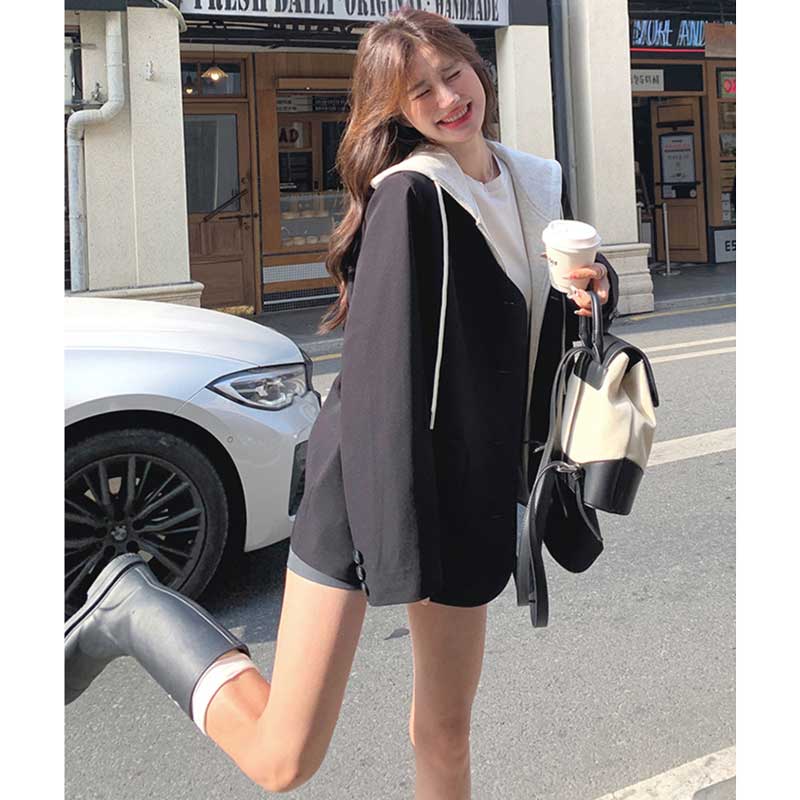 フード付きVネックジャケット