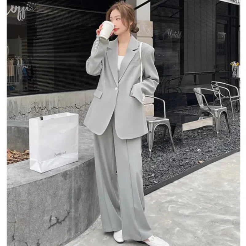 ソフトグレーワイドレッグパンツスーツ