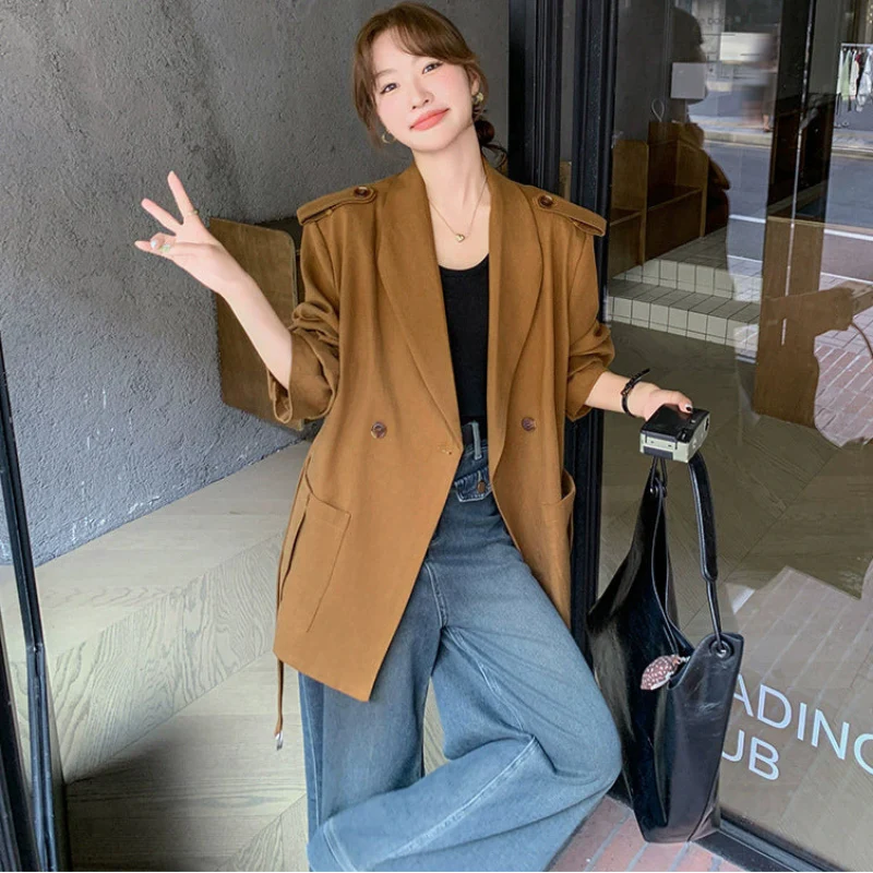 オレンジブラウンショートコート