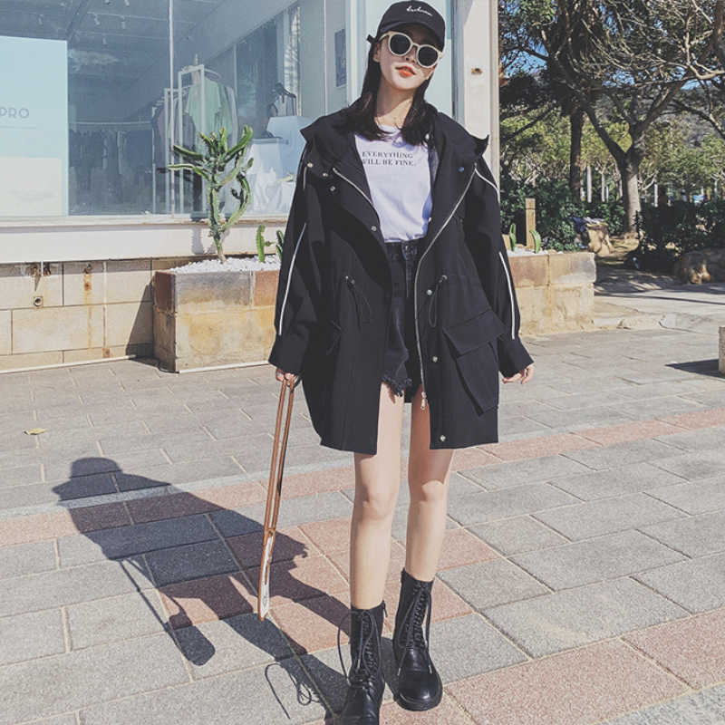 ライン入りオーバーサイズマウンテンパーカー