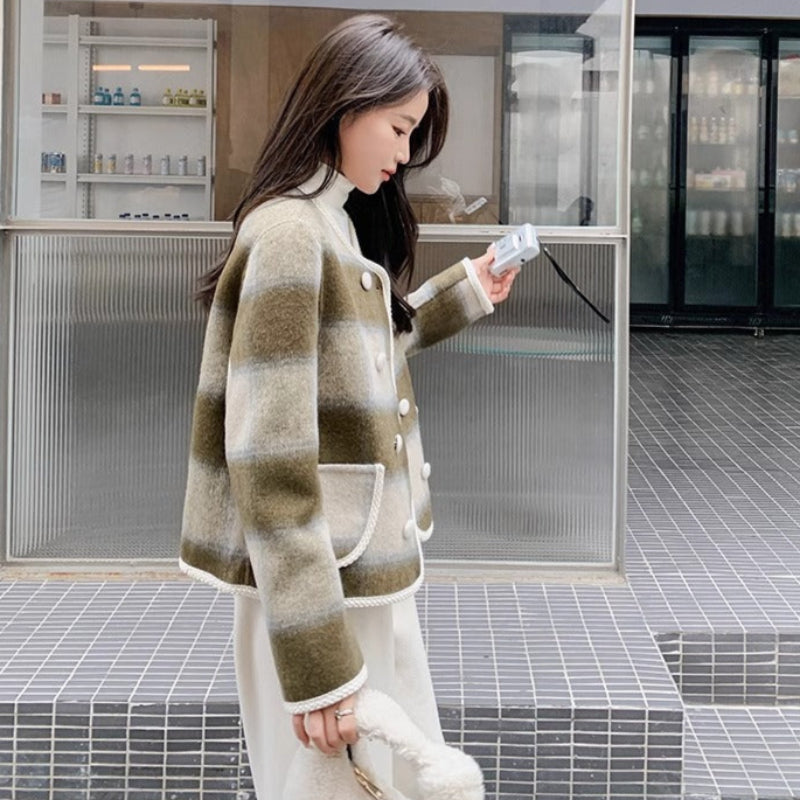 ノーカラーブラウンチェックジャケット