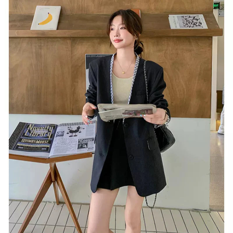 チェックデザイングレージャケット×スカートスーツ