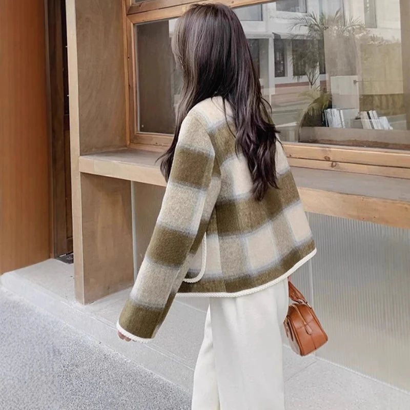 ノーカラーブラウンチェックジャケット