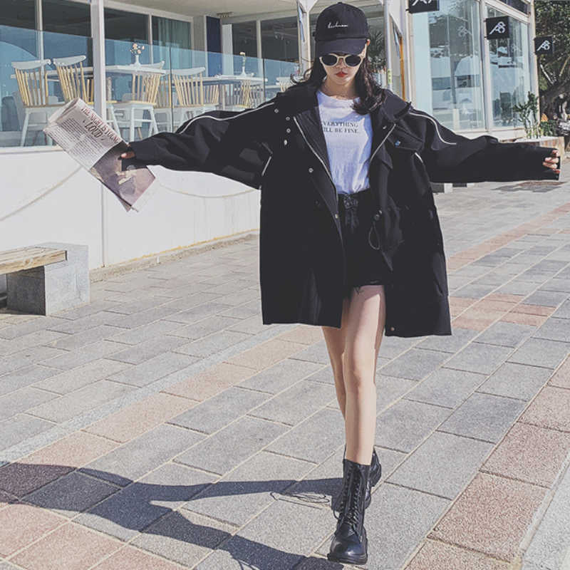 ライン入りオーバーサイズマウンテンパーカー