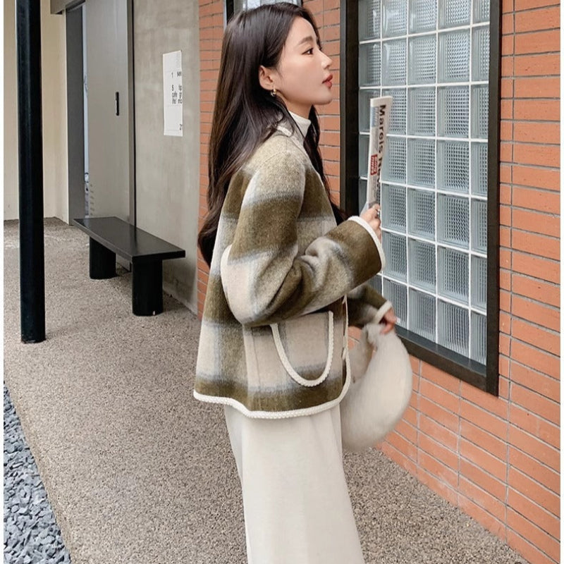 ノーカラーブラウンチェックジャケット