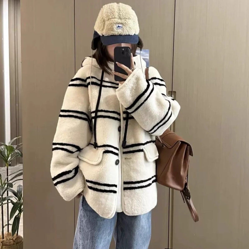 フード付きボーダーボアハーフコート